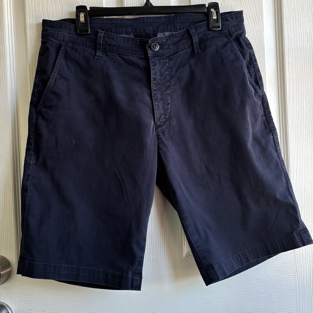AG Adriano Goldschmied “The Griffin” Men's Relaxed Fit Navy Chino Shorts in- 33R